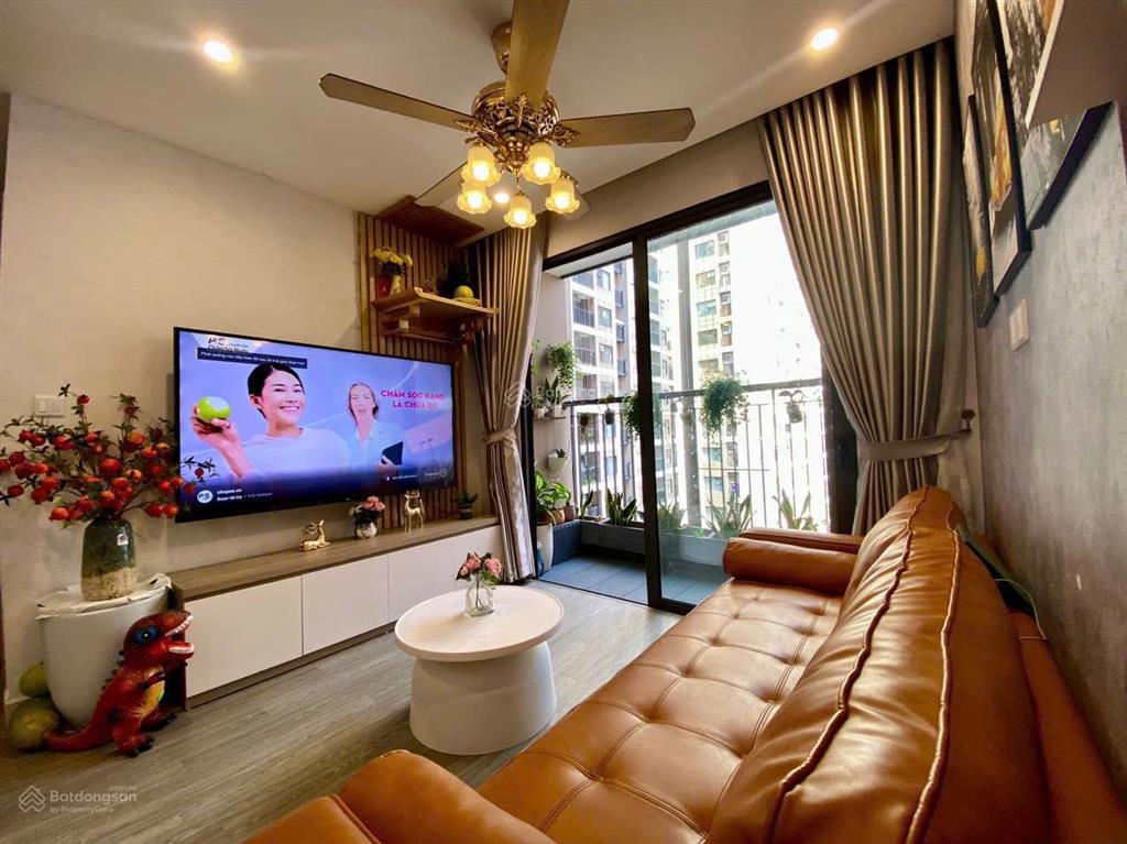 Bán nhanh 2pn + 1, 1wc tầng trung ban công đông nam đồ đẹp, giá 3,2 tỷ tại vinhomes ocean park