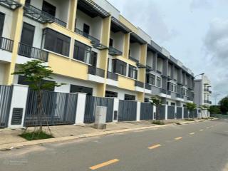 Nhà phố phước đông new city trảng bàng, nhà sẵn, sổ riêng shld, nhu cầu thuê cao  0938 677 ***