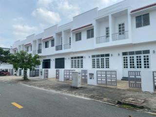3 suất ưu đãi giá tốt tại nhà phố phước đông new city. trả trước 379tr nhận nhà,  0938 677 *** hiền