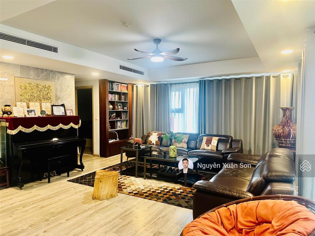 Bán căn hộ 3pn 158m view hồ thiên nga đẹp nhất ecopark giá chỉ 11 tỷ!