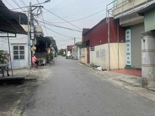 Bán nhanh 85m2 đẹp vuông vắn mặt trục kinh doanh buôn bán tốt tại trung tâm tân tiến. giá đầu tư