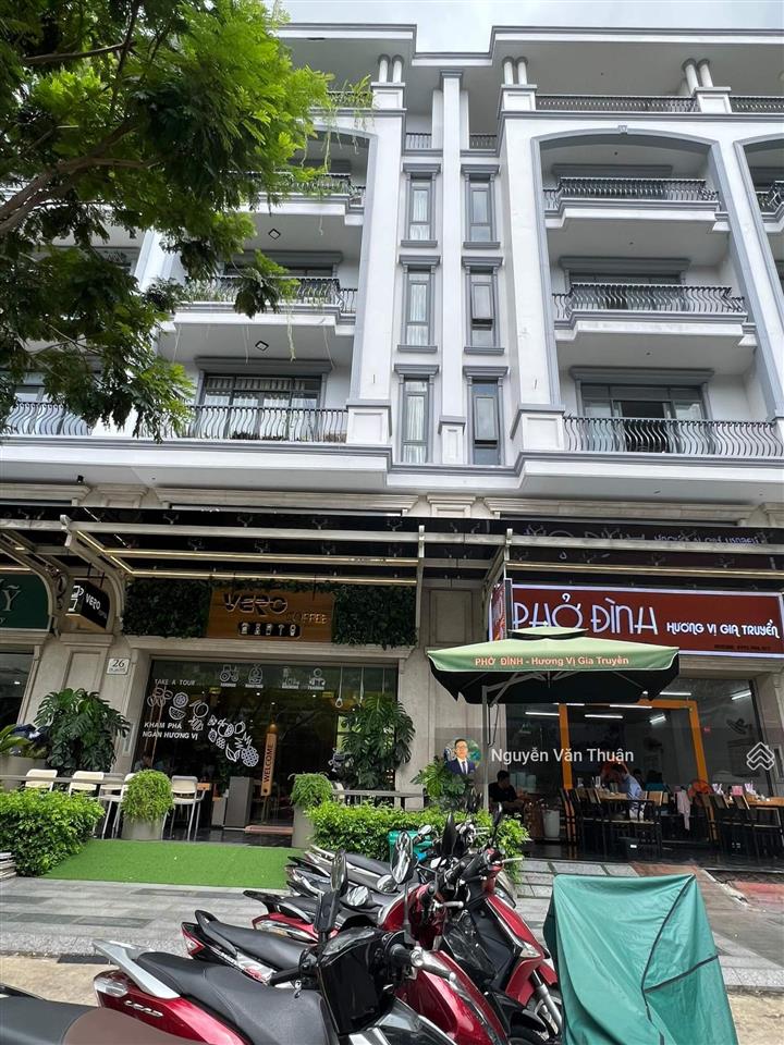 Bán gấp shophouse nguyễn thị nhung vị trí trung tâm vạn phúc, tiềm năng kinh doanh hiếm có  shr