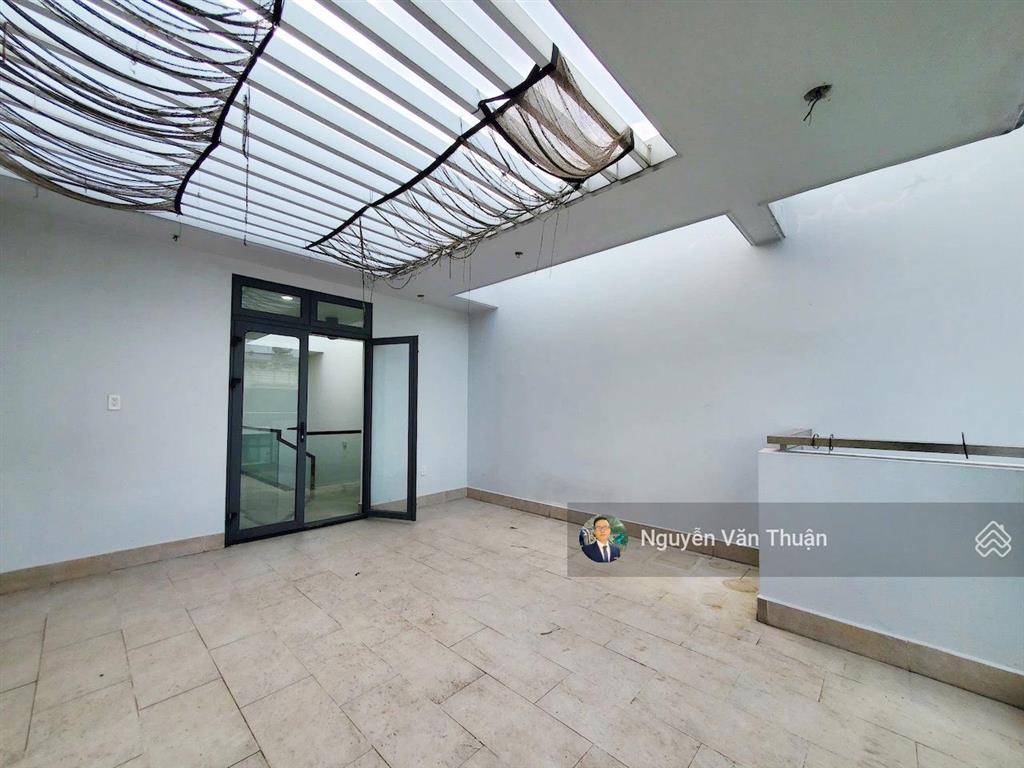 Nhà phố vạn phúc có lối thông hành hiếm, hoàn thiện, thang máy, thích hợp văn phòng giá 21 tỷ shr