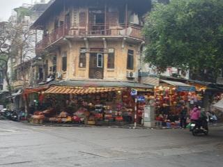 Bán nhà phố cổ phường hàng mã, 152m2  68 tỷ, mặt tiền 8m, sổ vuông vắn 1 sổ 1 chủ, không quy hoạch