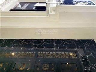 Chính chủ bán tòa nhà dòng tiền láng, 65m27t, 50m ra phố, 15 phòng đầy đủ gpxdpccc. 0836 377 ***