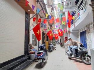 Chính chủ bán nhà tạ quang bửu, 40m24t, ngõ thông 3m, sổ vuông nở hậu, gần phố.  0836 377 ***.