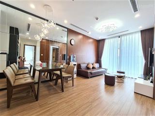Chính chủ cần bán gấp căn 3 phòng ngủ 104m2 view hồ điều hòa, sổ đỏ vinhomes skylake giá 11 tỷ