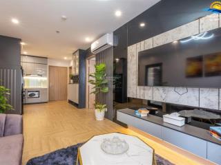 Cần bán gấp căn 2 phòng ngủ 78m tầng trung đông nam cạnh trường marie curie ct8 the emerald 6.799tỷ