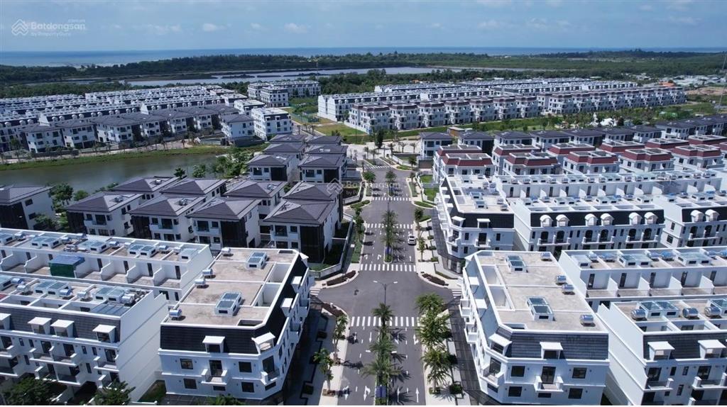 Lavida vũng tàu chính chủ gửi bán biệt thự song lập 170m2 3 tầng. giá 13,5 tỷ. bao full thuế phí