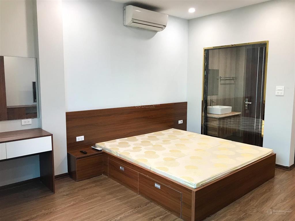 Khu biệt thự minh tâm  số 1 cổ linh căn hộ studio sang trọng khép kín, có thang máy, an ninh tốt