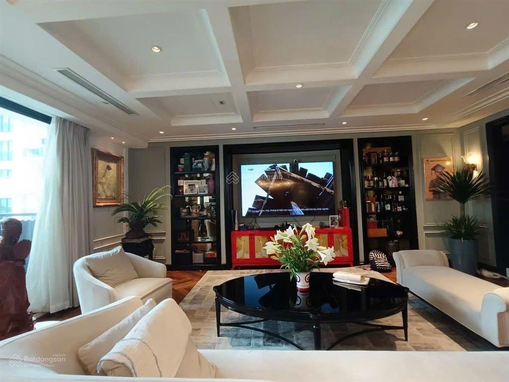 Bán căn góc 5pn, 234m2 tầng đẹp view sông hồng siêu vip, nội thất hyper luxury đẳng cấp nhất tòa
