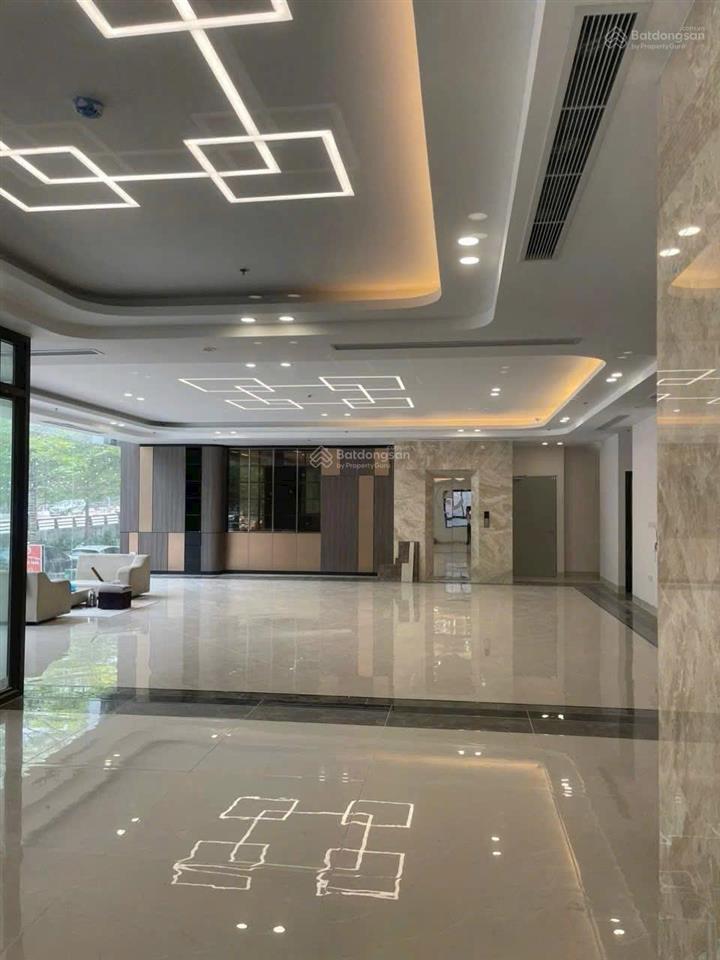 Bán tòa văn phòng 8 tầng 380m2 tích hợp penhouse đẳng cấp thượng lưu với dòng tiền 700tr/ tháng