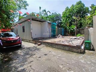 Chủ đất cần bán 81m2 full đất ở. mặt tiền 5,5m hậu 5,5m. gần khu du lịch tuần châu quốc oai