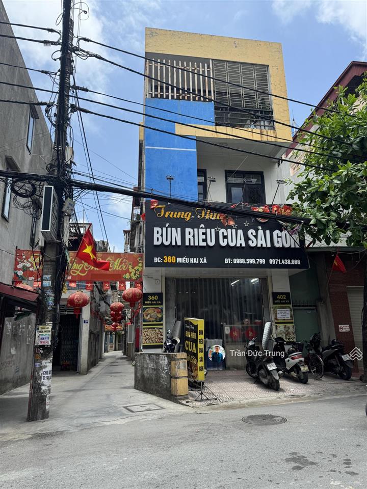 Lô góc mặt đường miếu hai xã 99.3m2 ngang gần 6m