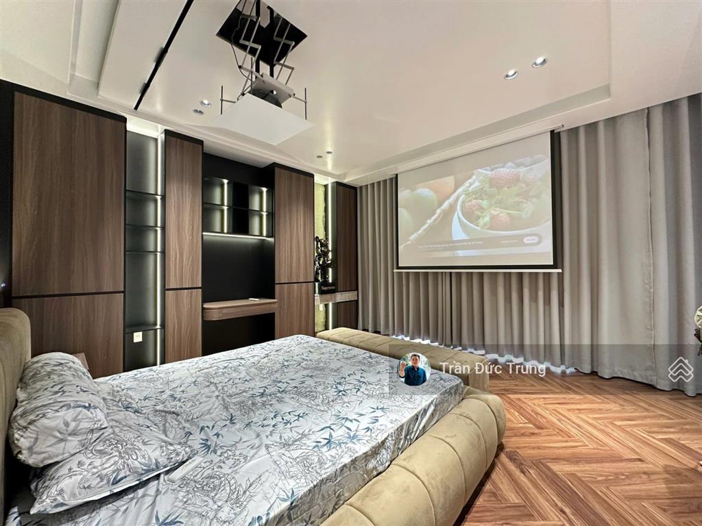 Nhà mặt đường 8m tuyến 2 thiên lôi, sát aeon mall lê chân, 5 tầng có thang máy