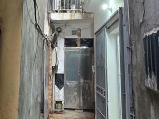 Bán nhà ngõ chợ khâm thiên 18m2 5 tầng mt 3m 3 pn 2,8 tỷ. nhà trung tâm quận víp, trung tâm phố