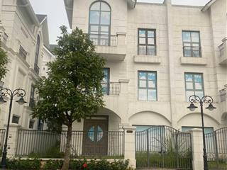 Biệt thự song lập san hô 150m2 gần hồ giá 30.5 tỷ tại vin gia lâm (0985 941 ***)