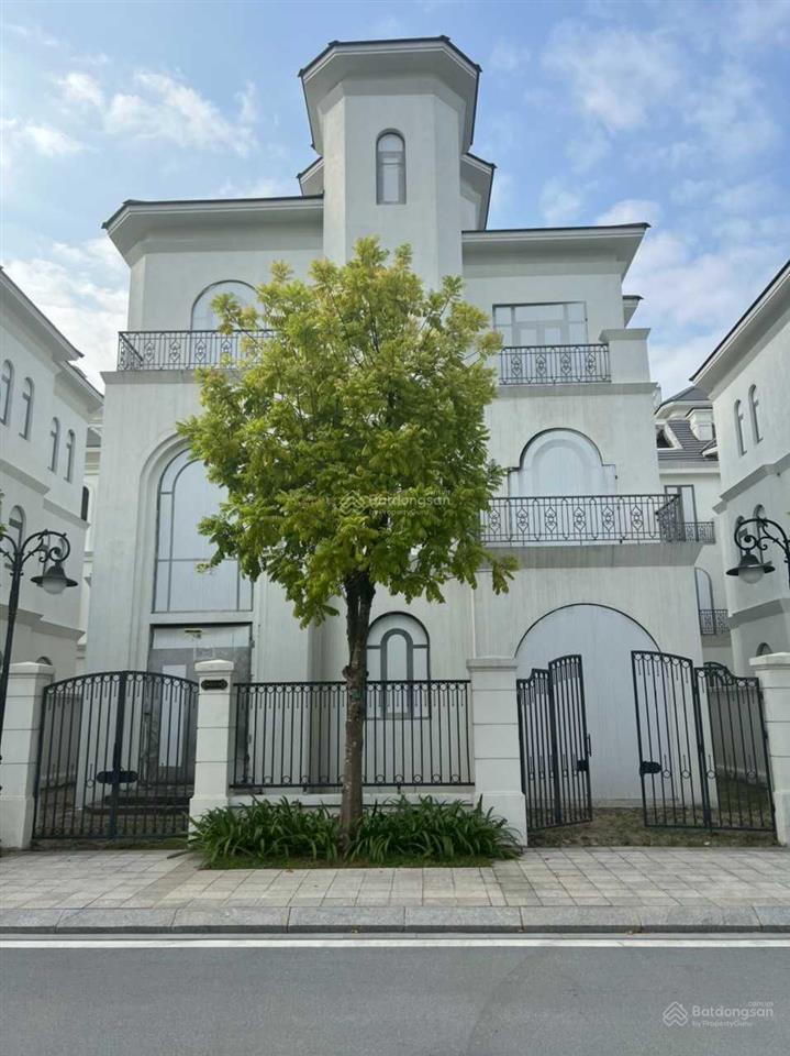 Đơn lập khu khép kín ngọc trai, 288m2 đông nam giá 63,8 tỷ vin gia lâm (0985 941 ***)