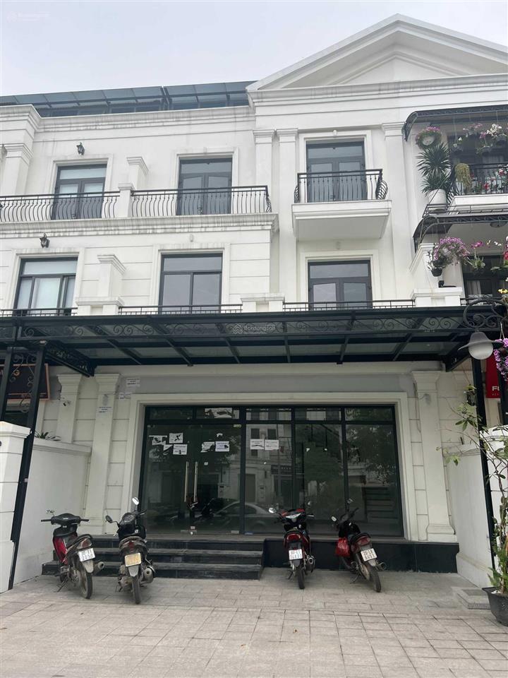 Hải âu 2 diện tích 90m2 hoàn thiện có thang máy giá 21.5 tỷ vin gia lâm (0985 941 ***)