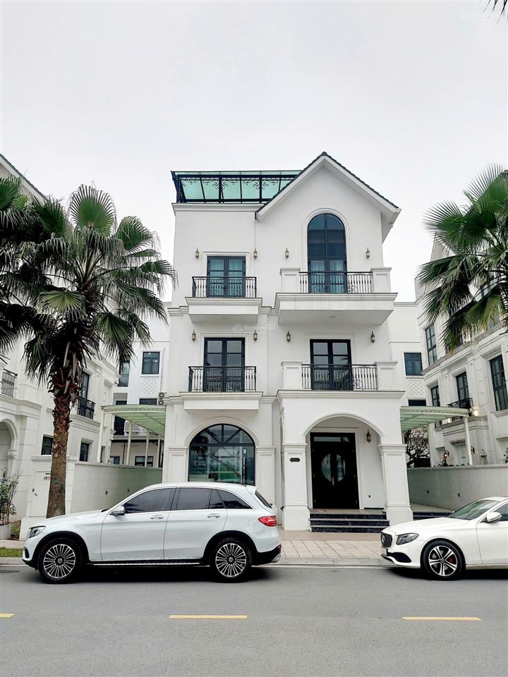 Đơn lập mặt biển, full nội thất hải âu 1 diện tích 280m2, giá 92 tỷ tại vin gia lâm (0985 941 ***)
