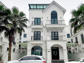 Đơn lập mặt biển, full nội thất hải âu 01 diện tích 280m2 giá 92 tỷ tại vin gia lâm (0985 941 ***)