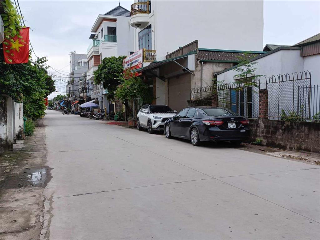 Bán nhanh! lô đất 64,1m2, mt 4,1m gần ngã tư chợ xâm xuyên, hồng vân ngõ thông, ô tô giá đt