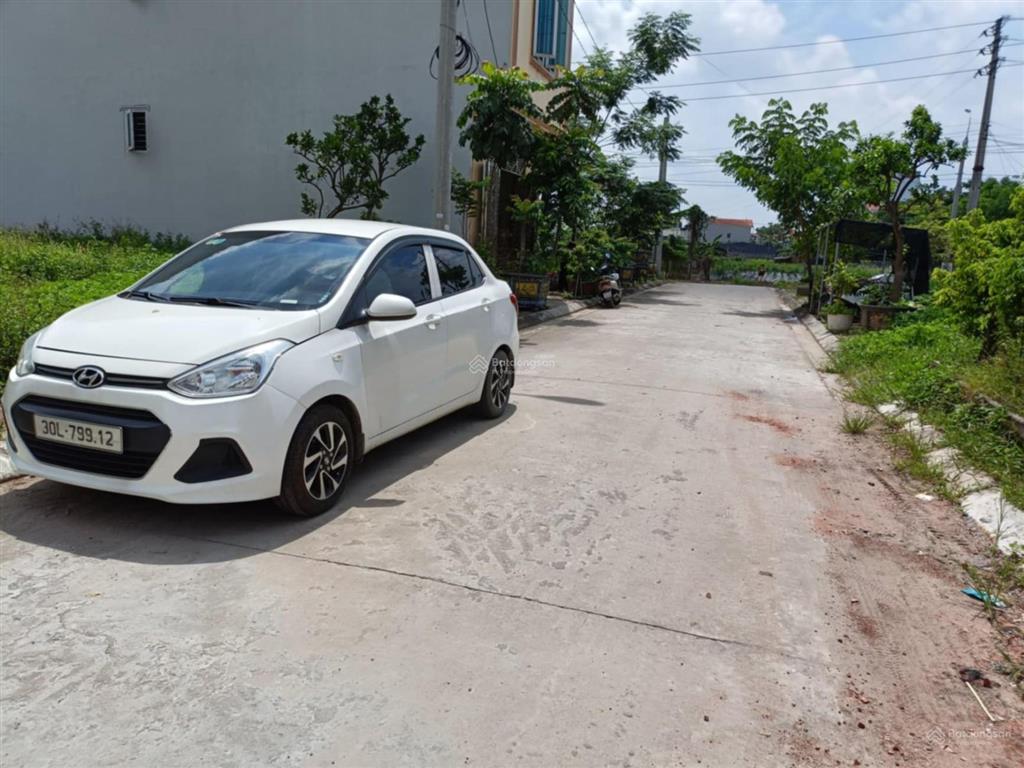 Cc cần bán! lô 85m2, mt 5m  khu đất đấu giá vân tảo gđ 1  vỉa hè rộng, lòng đường lớn  ô tô chạy