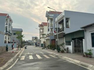 Cc cần bán ! lô 85m2  khu tđc hà hồi, thường tín  lòng đường rộng, vỉa hè lớn  kd