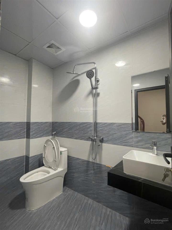 Chính chủ gửi bán nhà 5 tầng ngọc trục đại mỗ 33m mặt tiền 4,5m 40m ra ô tô tránh giá nhỉnh 7 tỷ