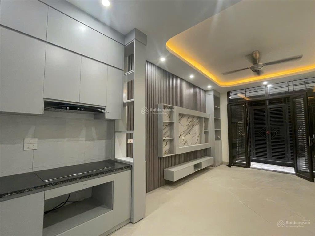 Chính chủ gửi bán nhà 5 tầng ngọc trục đại mỗ 33m mặt tiền 4,5m 40m ra ô tô tránh giá nhỉnh 7 tỷ