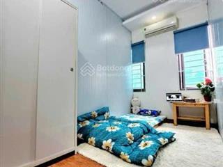 Chính chủ cho thuê phòng đơn. full đồ. nhà mới tinh. thang máy vù vù. ô tô đỗ cửa chỉ từ 2,2tr/th