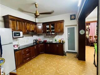 Tập thể chung cư tầng thấp lò đúc, hai bà trưng. hà nội. thoáng sáng dã man 70m2 rộng 4,2 tỷ. có tl