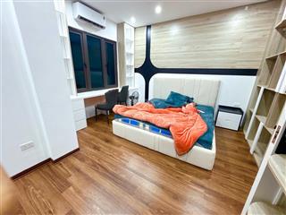 Bán nhà nguyễn chí thanh. thông la thành. kim mã. ba đình. hn. 30m x 6 tầng 7,2 tỷ có tl
