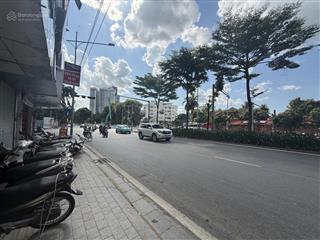 Mảnh vàng kim mã. ba đình hà nội. xây căn hộ dòng tiền. hoặc biệt thự thì chất 135m x 3 tầng chỉ 39