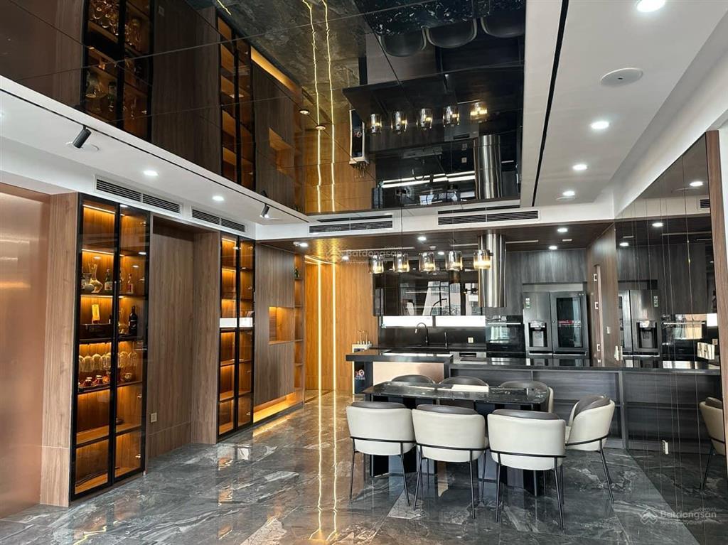 Cho thuê căn duplex full đẹp tại pentstudio tây hồ vào luôn.  0973 536 ***