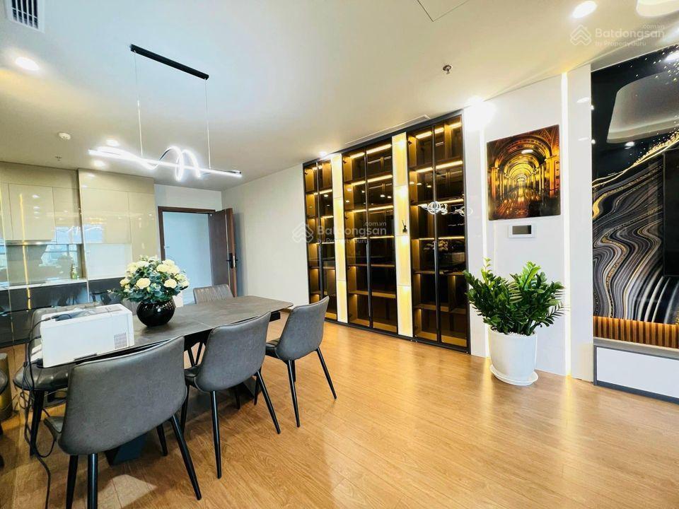 Chính chủ cho thuê căn hộ 2pn tại dự án cao cấp sun grand city tây hồ,  0973 536 ***