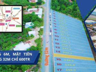 Đất mặt tiền đường 32m ngay chợ trường ubnd quang minh.