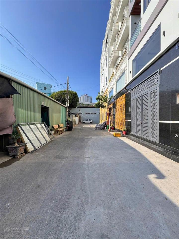 Nhà mới khu đồng bộ hương lộ 2 (4m*15m 7tỷ48 tl) sát bệnh viện quận, nội thất sang trọng như hình