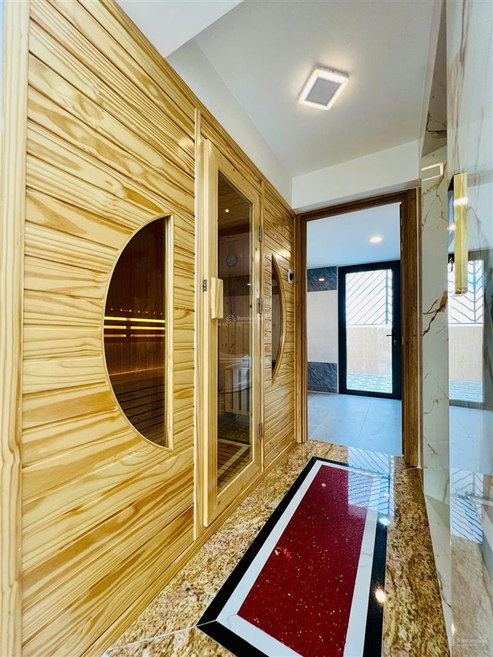 Dãy nhà siêu phẩm lê trọng tấn (4m x 20m đúc 4,5 tấm  hẻm 10m) thang máy 450kg  nội thất cao cấp