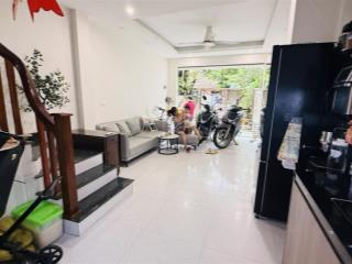 Bán nhà 4 tầng ô tô con đỗ cửa tại trung tâm xã an khánh . giá rẻ cho quý anh chị nào thiện chí