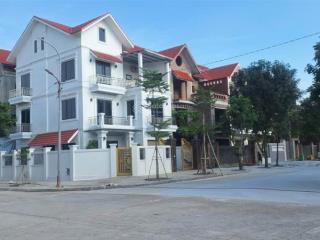 10tỷ hơn bt song lập 182 m20tỷ bt đơn lập 350m măt sông, 4xtr/m2 bt 363m căn góc, quang minh,ml,hn