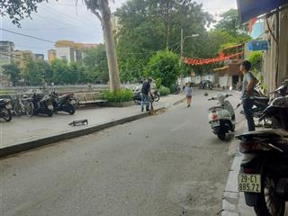 Bán nhà riêng đẹp sẵn, về ở ngay tại phố hương viên, đồng nhân  hbt, gần đường oto qua, giá 7,6 tỷ