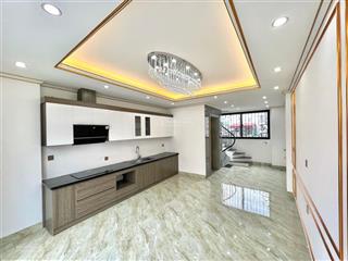 Nhà đẹp cầu giấy  trần duy hưng  thang máy  dt 50m² 5t giá 13.3tỷ  otô đỗ, mặt ngõ thông