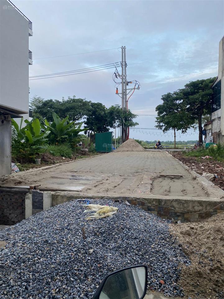 Lô 2 mặt tiền đường tl417 s= 100m mặt tiền 5m xã phương đình cách nút giao hoàng quốc việt 300 m