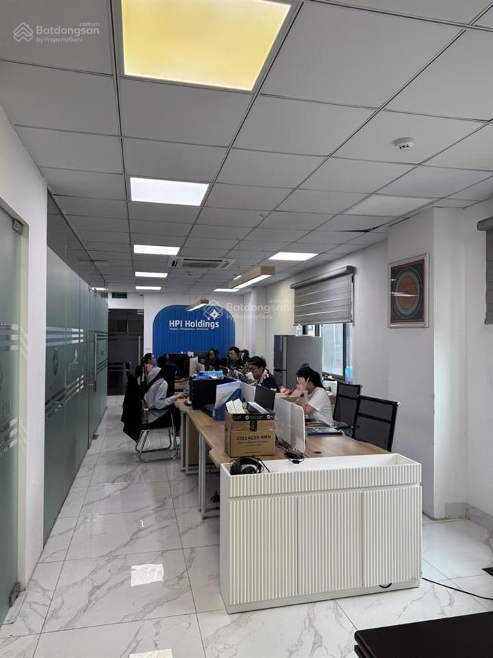 Siêu phẩm mặt phố vip cầu giấy 9 tầng nổi + 1 hầm thang máy thông sàn thiết kế hiện đại