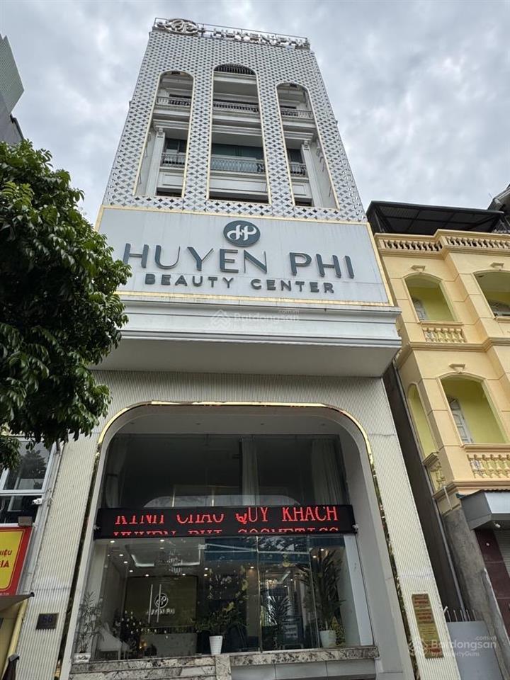 Siêu phẩm mặt phố vip cầu giấy 9 tầng nổi + 1 hầm thang máy thông sàn thiết kế hiện đại