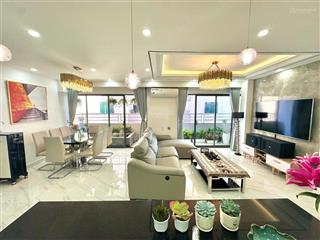 Sát biển  nhà rộng  giá thuê mềm  có hồ cá xịn
