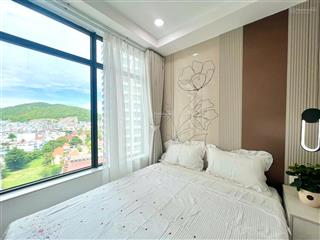 Căn hộ mới tinh  gia chủ thiết kế tâm huyết  chính chủ cần bán gấp căn hộ 1518 toà oc1b  mtvt