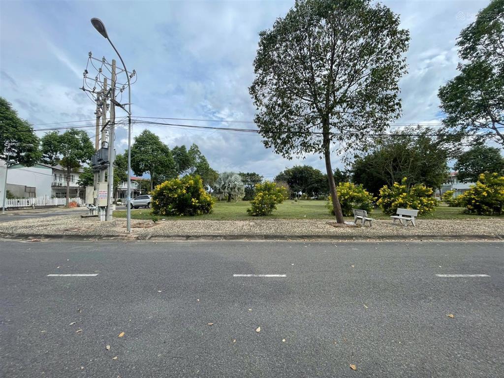 Bán nhà phố dự án dta giá tốt, có sẵn hợp đồng thuê dài hạn