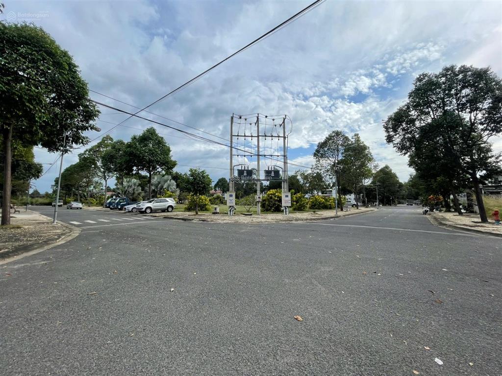 Nhà phố dự án dta, sổ hồng riêng, công chứng ngay, có sẵn hợp đồng thuê dài hạn